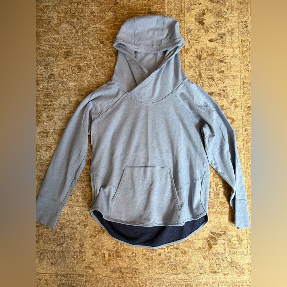 Lululemon Sweatshirt NEW size 12